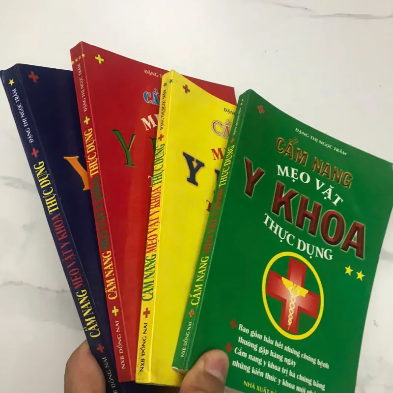 CẨM NANG MẸO VẶT Y KHOA THỰC DỤNG - Đặng Thị Ngọc Trâm 598485