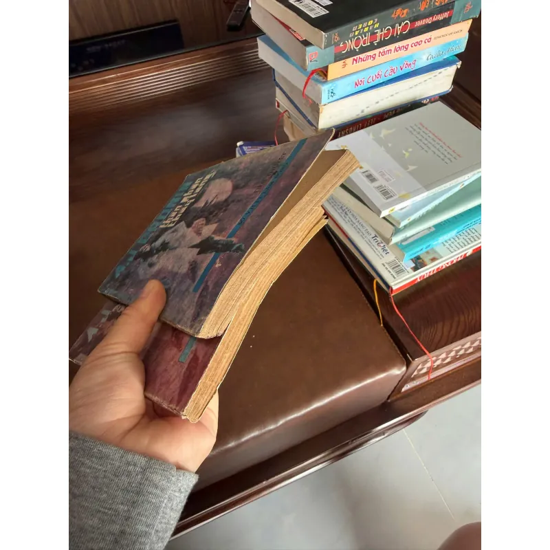 Combo 2 Cuốn “Thân Phận Tình Yêu” – A.J. Cronin | Sách Văn Học Cũ Giá Trị- K2 995048