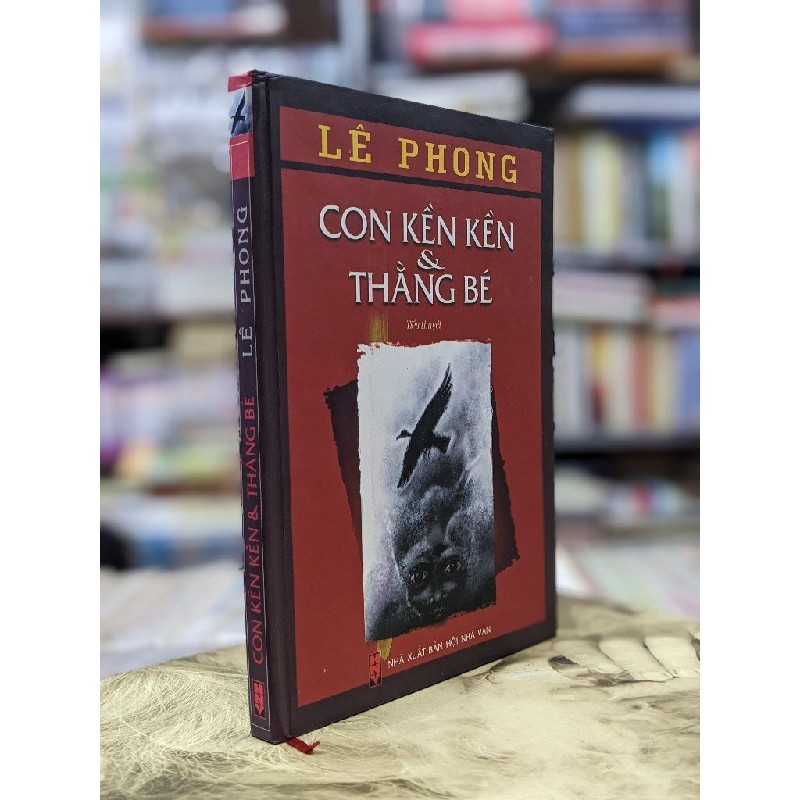 Con kền kền và thằng bé - Lê Phong 124824