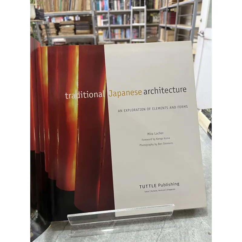 TRADITIONAL JAPANESE ARCHITECTURE - MIRA LOCHER 795501