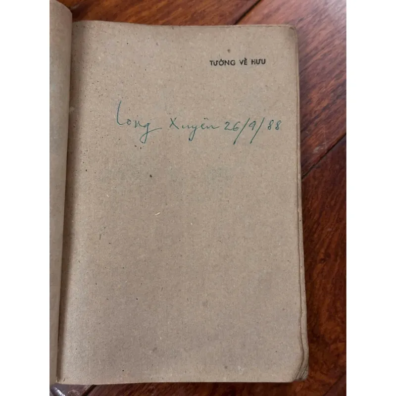 Tướng về hưu (Nguyễn Huy Thiệp, xb 1988) 558612