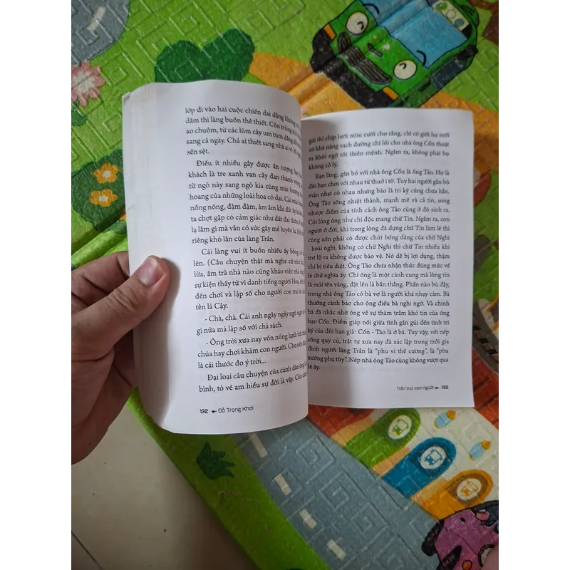 Trần trụi con người 1062363