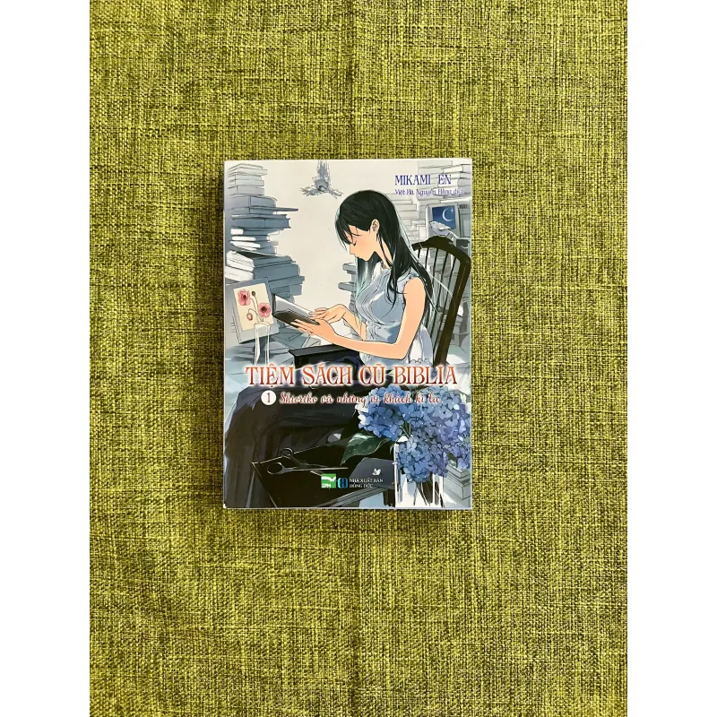 TIỆM SÁCH CŨ BIBLIA - Mikami En 576703