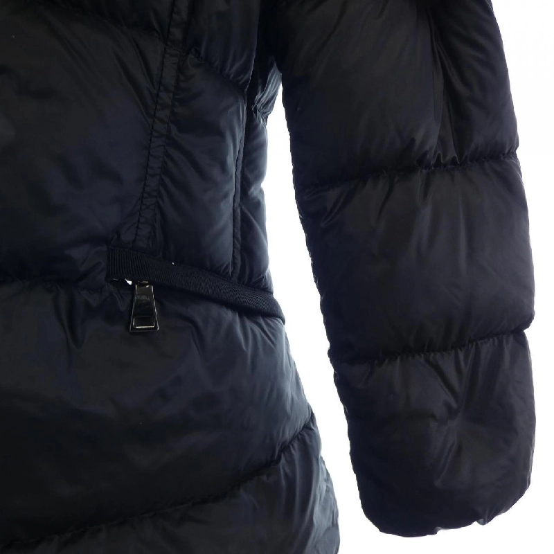 Áo khoác lông vũ MONCLER 636442