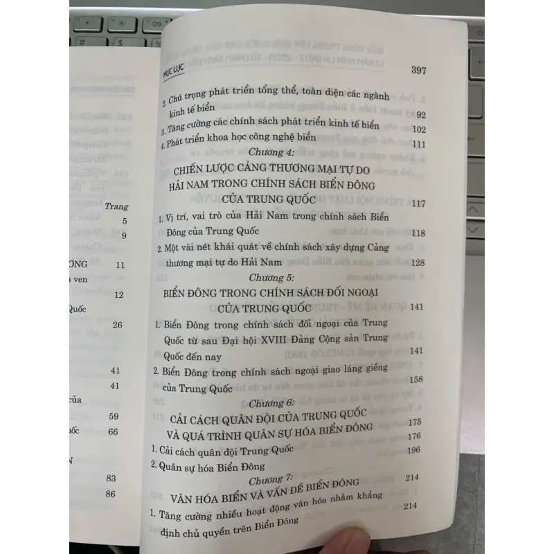 BIỂN ĐÔNG TRONG TẦM NHÌN CHIẾN LƯỢC CỦA TRUNG QUỐC - BÙI THỊ THU HIỀN (CHỦ BIÊN) 781886