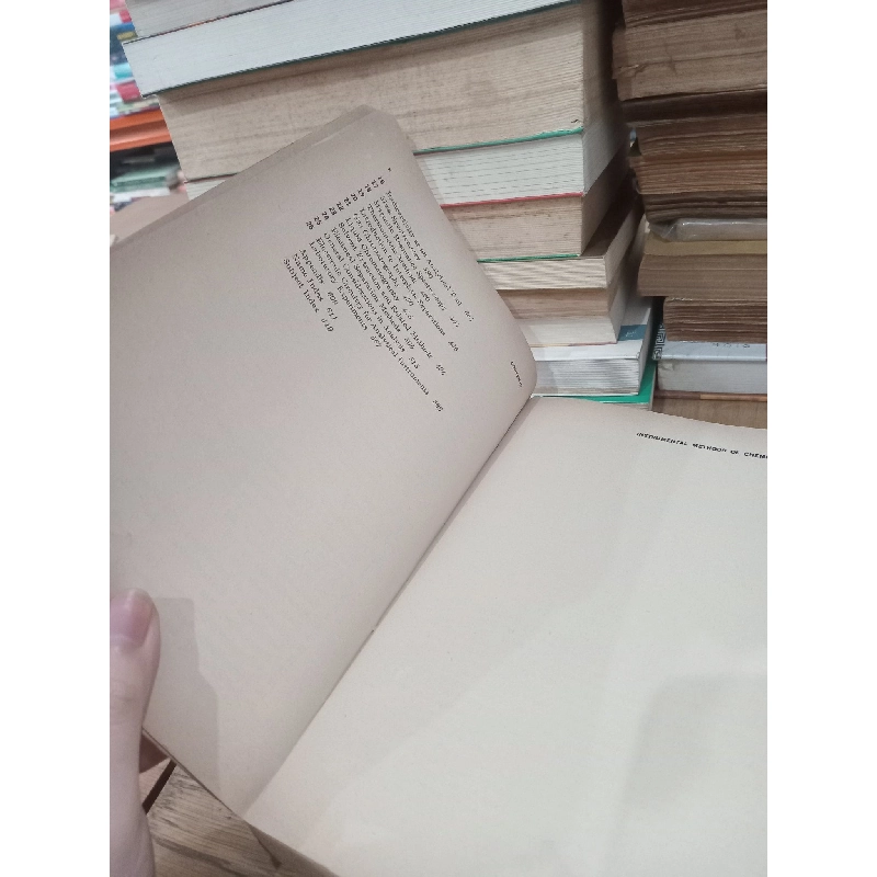 Instrumental methods of chemical analysis - Galen W. Ewing 754796