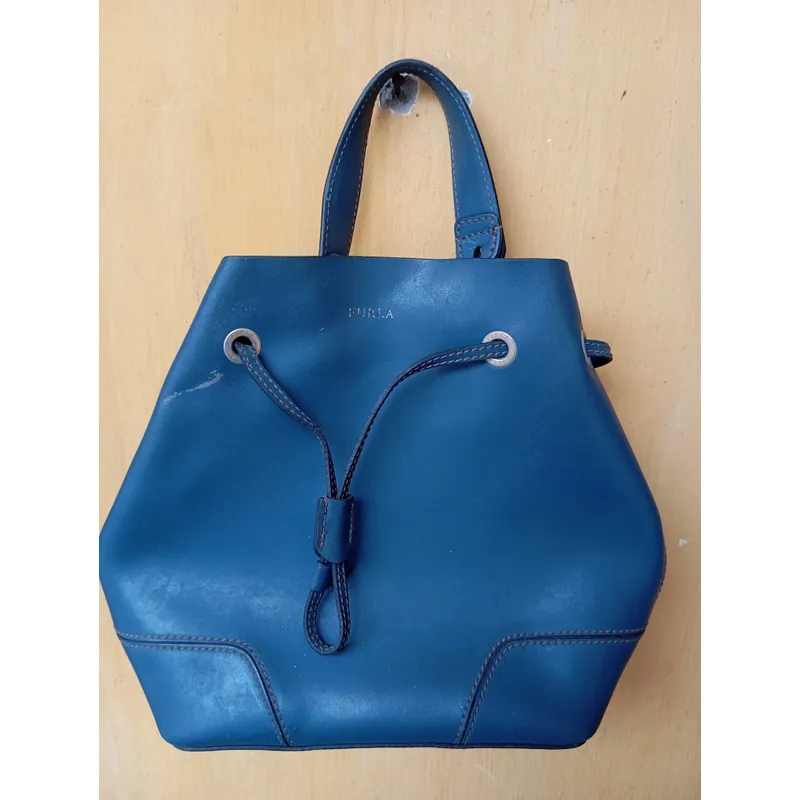 Từ thương hiệu Furla, chiếc túi Stacy, hàng chính hãng 734086