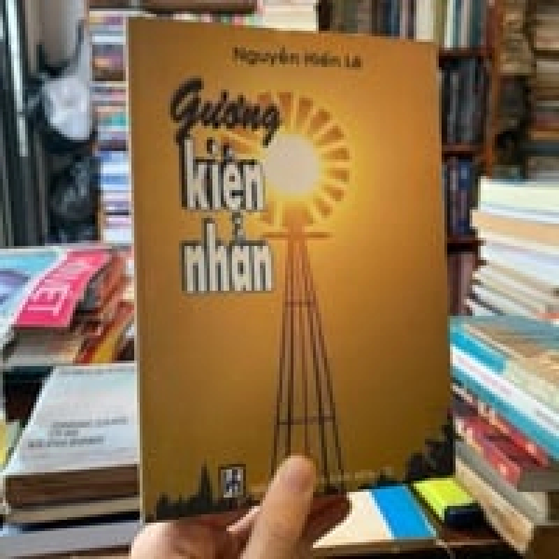 GƯƠNG KIÊN NHẪN - NGUYỄN HIẾN LÊ 120143