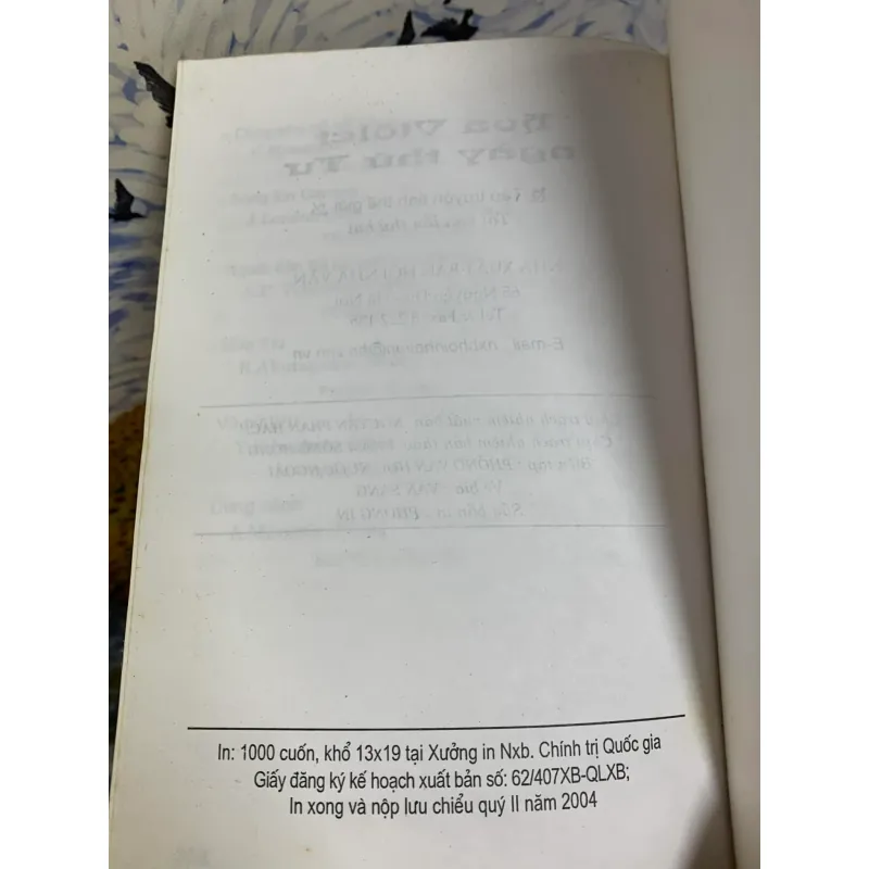 Hoa Violet Ngày Thứ Tư - Tập Truyện Tình Thế Giới 927314