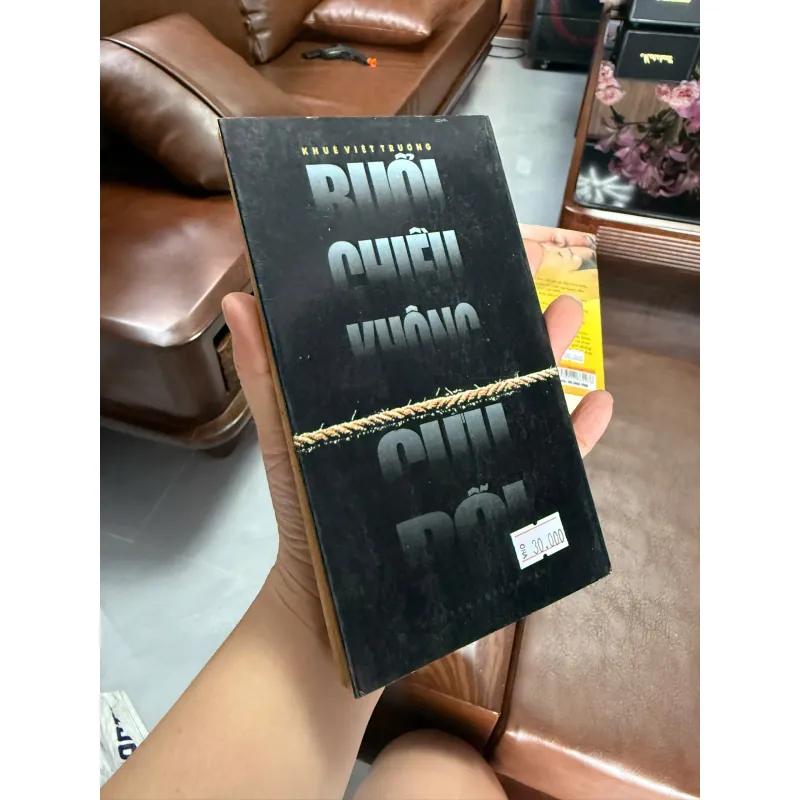 Buổi chiều muộn” – Khuê Việt Trường 975418