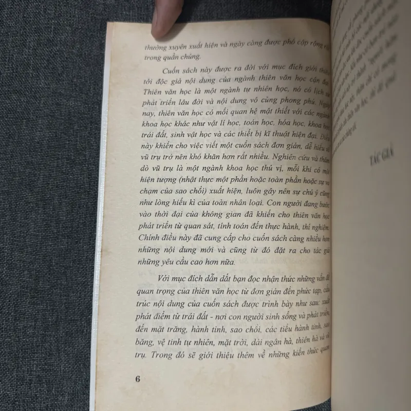 Tìm hiểu về Thiên văn học - Nguyễn Nguyệt Minh biên soạn 925482