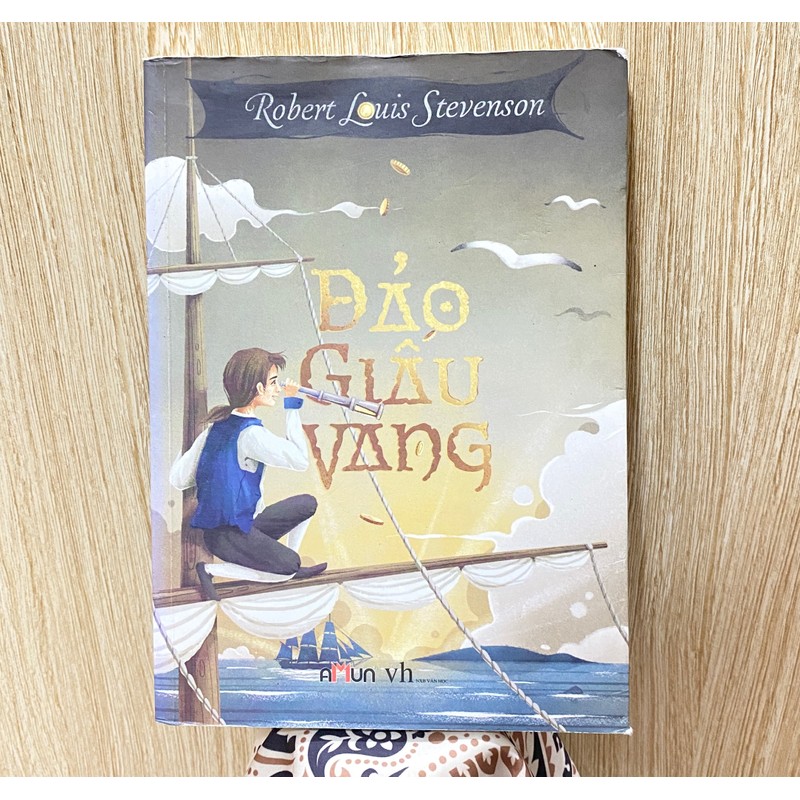 "ĐẢO GIẤU VÀNG" TÁC GIẢ: ROBERT LOUIS STEVENSON* NXB VĂN HỌC* TẶNG BẠN QUÀ 0Đ TÙY CHỌN 176895