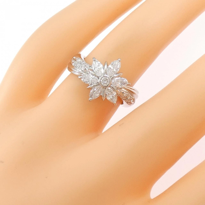 Nhẫn kim cương hoa PT900 0.90CT - Hàng hiệu Authentic 854673