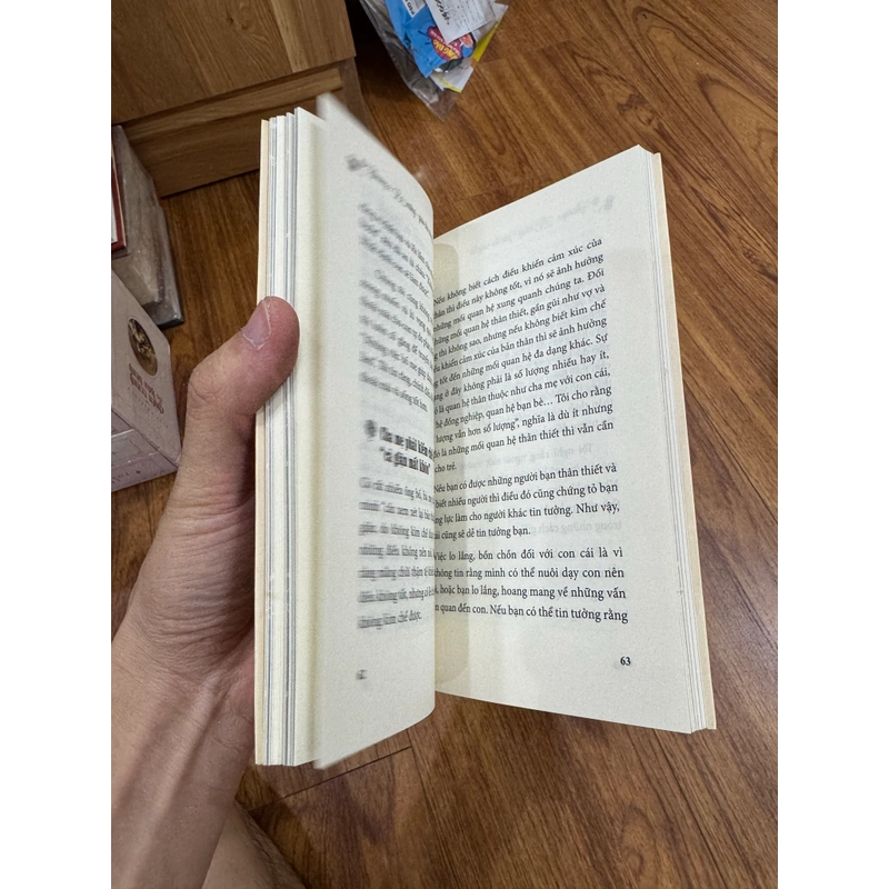 Khen mắng phạt con 551935