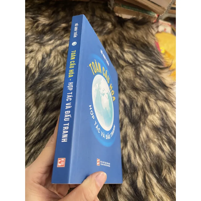 Toàn cầu Hoá  688735