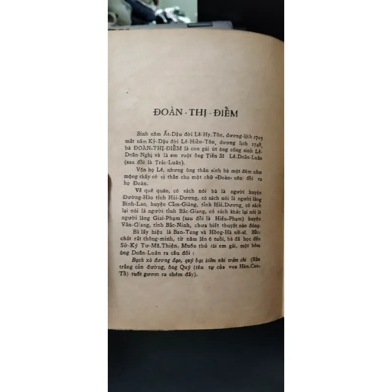 Nữ Thi Sĩ Việt Nam - Ngô Lăng Vân - sách xưa - Giá trị - Hiếm, hết hàng 756318