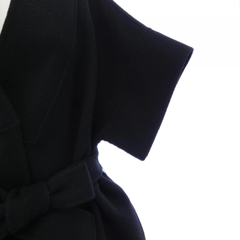 Áo khoác FENDI 638253