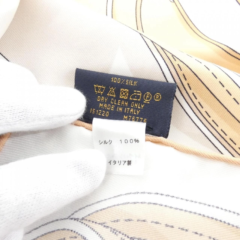 Khăn quàng Louis Vuitton Monogram Pool M76776 625232