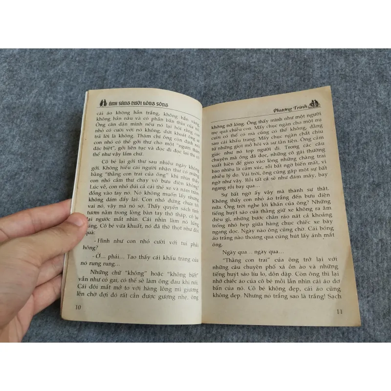 ÁNH SÁNG DƯỚI LÒNG SÔNG - PHƯƠNG TRINH 567825