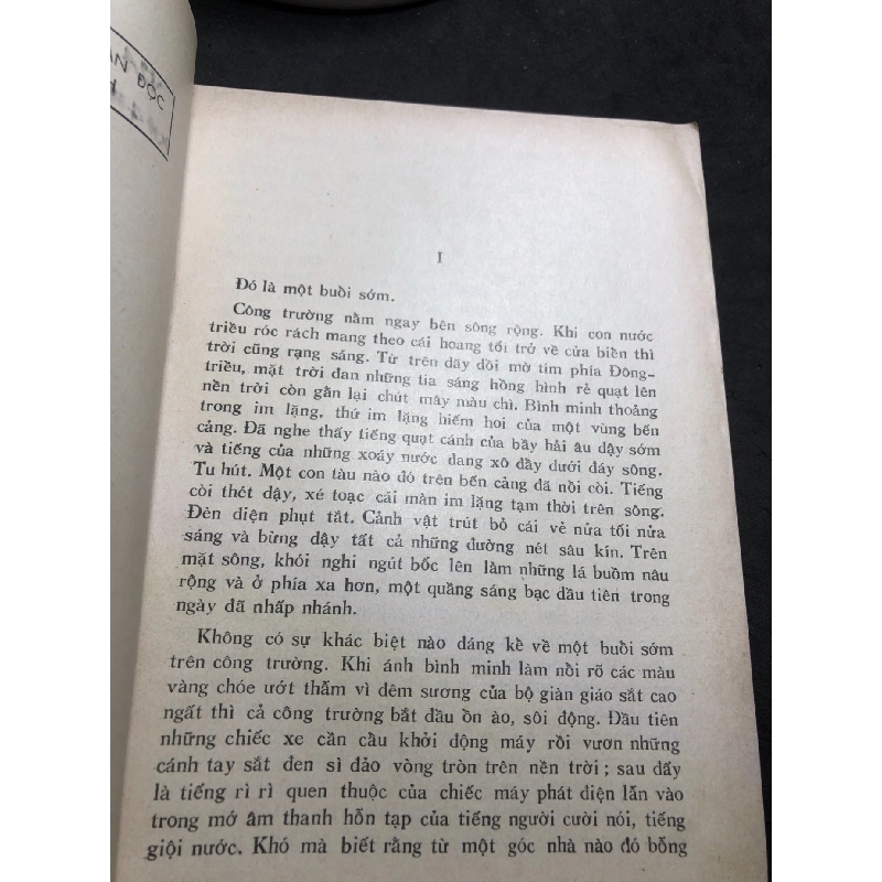 Chân móng 1972 ký sự mới 50% ố bẩn rách bìa nhẹ Nguyễn Khoát HPB0906 SÁCH VĂN HỌC 915538