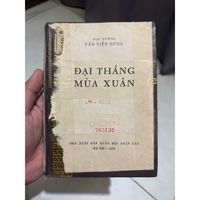Sách Đại Thắng Mùa Xuân - đại tướng Văn Tiến Dũng  1010946