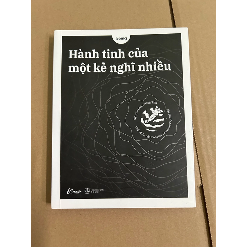 Hành tinh của một kẻ nghĩ nhiều 473955
