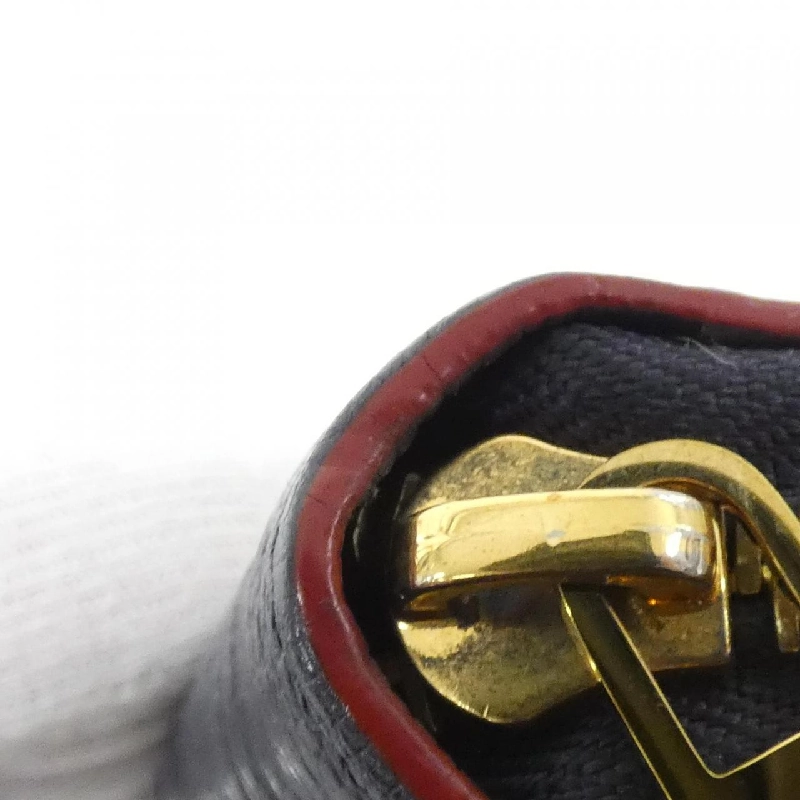 Ví Louis Vuitton Monogram Empreinte Zippy M62121 622302