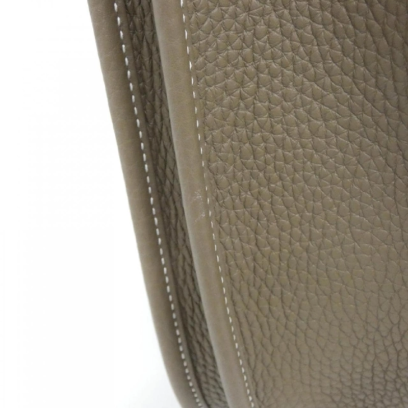 Túi xách vai Hermès Évelyne 3 PM 056277CK 611947