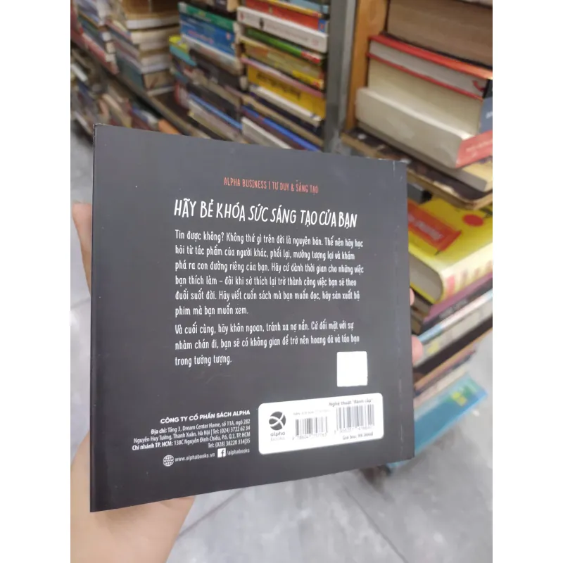 Sách: Nghệ thuật đánh cắp ý tưởng - 10 bí mật không ai nói với bạn về sáng tạo (B1) 715142