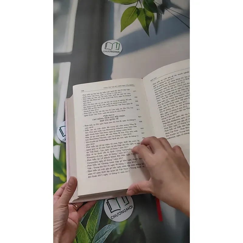 [MIỄN PHÍ BỌC SÁCH] Vững tin vào sự lãnh đạo của Đảng, khó khăn nào cũng vượt qua - Nguyễn Phú Trọng 990213