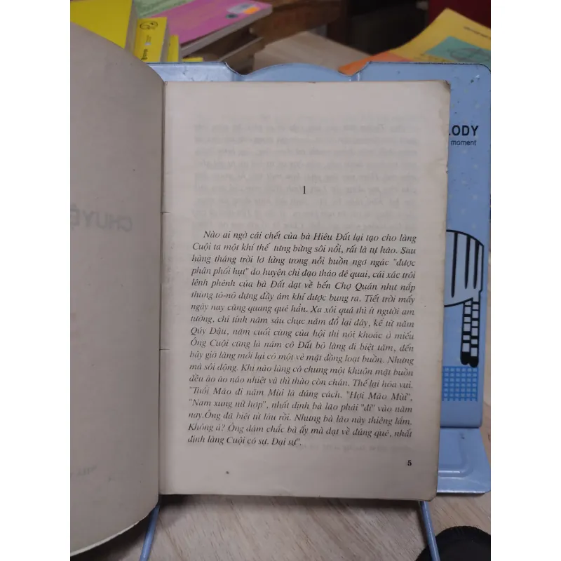 Sách: Chuyện làng Cuội - TG: Lê Lựu (B2) 786554