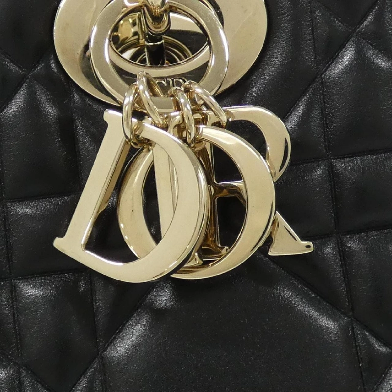Túi Christian Dior Lady 95.22 Medium M0699OVJX 616270