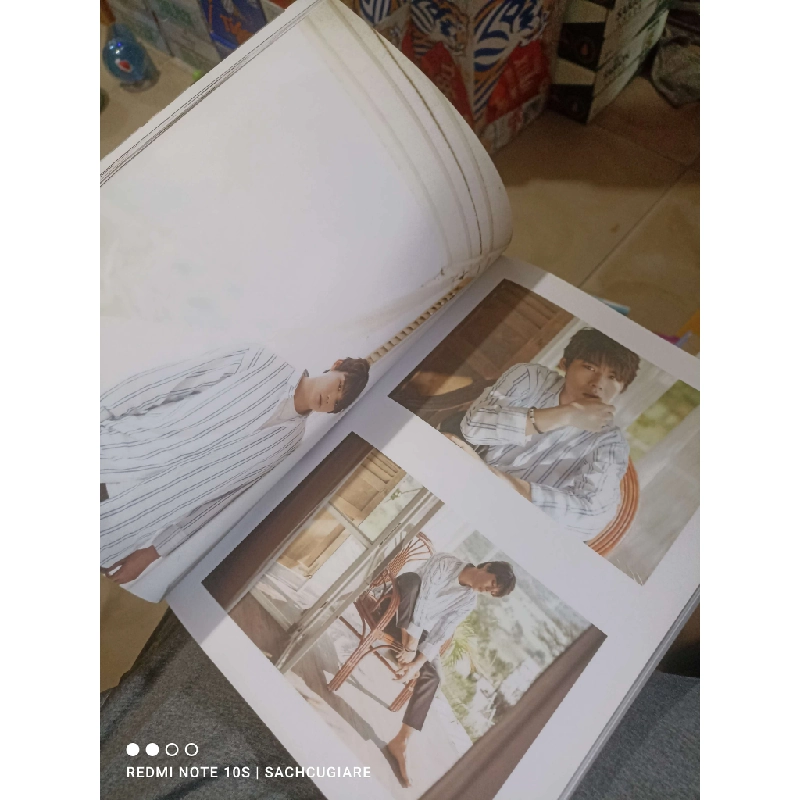 Forever Uni photobook 2018 mới 90% Sách tự học tiếng Anh HCM2702 930312