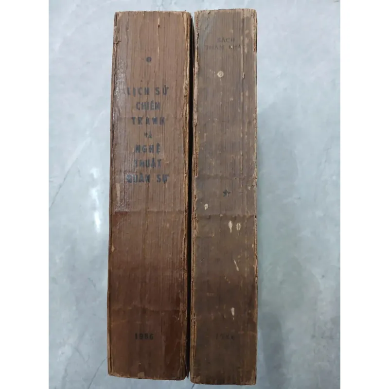 LỊCH SỬ CHIẾN TRANH VÀ NGHỆ THUẬT QUÂN SỰ (BỘ 2 TẬP) 930835