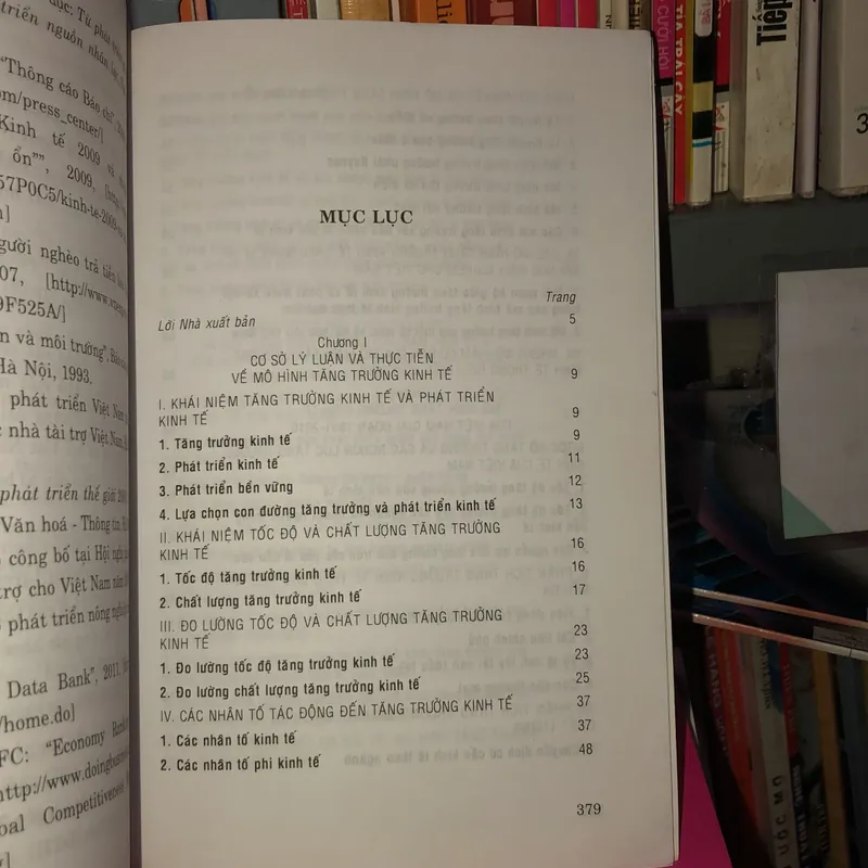 Mô hình tăng trưởng kinh tế của Việt Nam thời kỳ hậu khủng hoảng và suy thoái kinh tế  589212