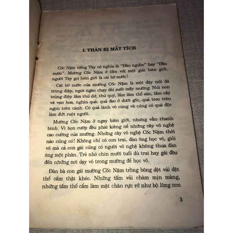 Người làm mồi bày hổ-Nhà sách kim đồng 971682