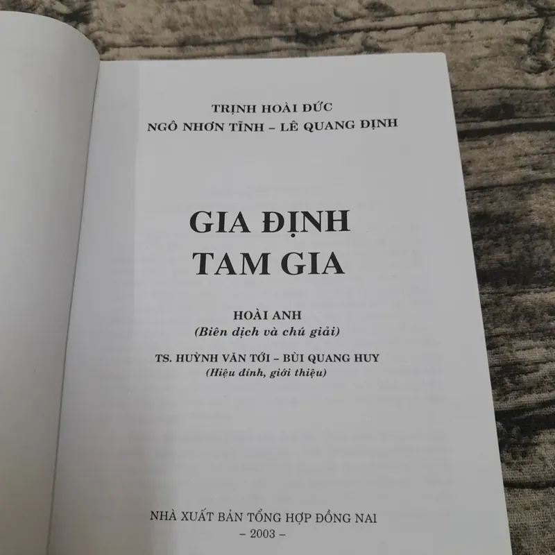 GIA ĐỊNH TAM GIA-Biên dịch Hoài Anh. Hiệu đính TS. Huỳnh Văn Tới...Bản năm 2003 739123