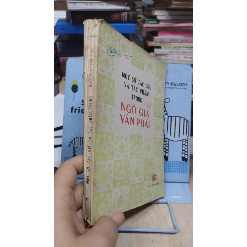 Sách: Một số tác phẩm trong Ngô Gia Văn Phái - TG: Trần Lê Văn (A3) 1036495