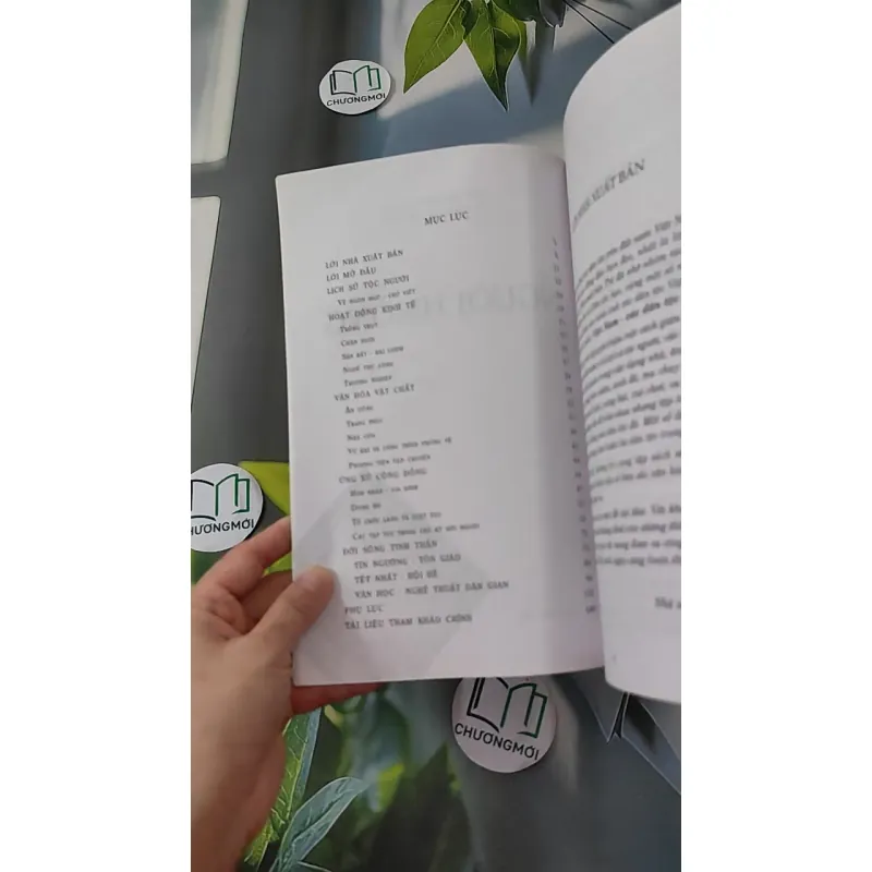 Người H'mông - Chu Thái Sơn & Trần Thị Thu Thủy 1018826