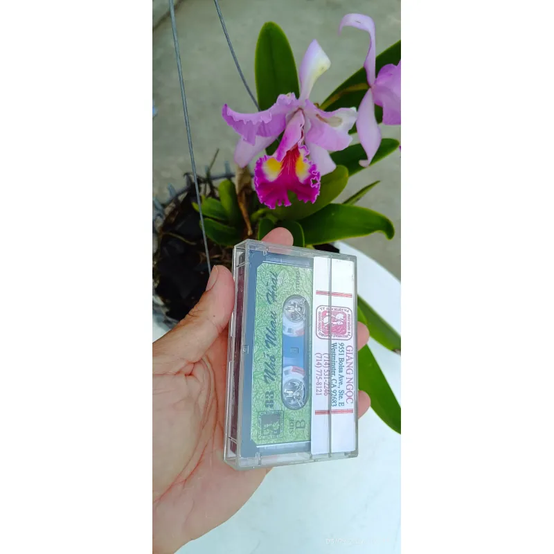 Băng Cassette Nhạc Nhớ Nhau Hoài 957098