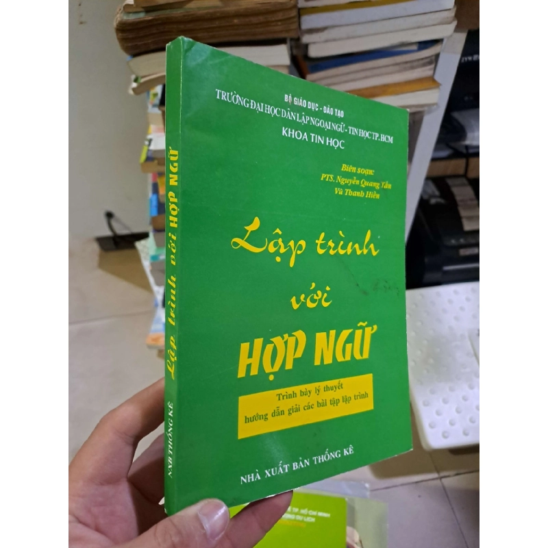 Lập trình với hợp ngữ trình bày lý thuyết hướng dẫn giải các bài tập lập trình PTS. Nguyễn Quang Tấn GIÁO TRÌNH, CHUYÊN MÔN HCM2908 919715