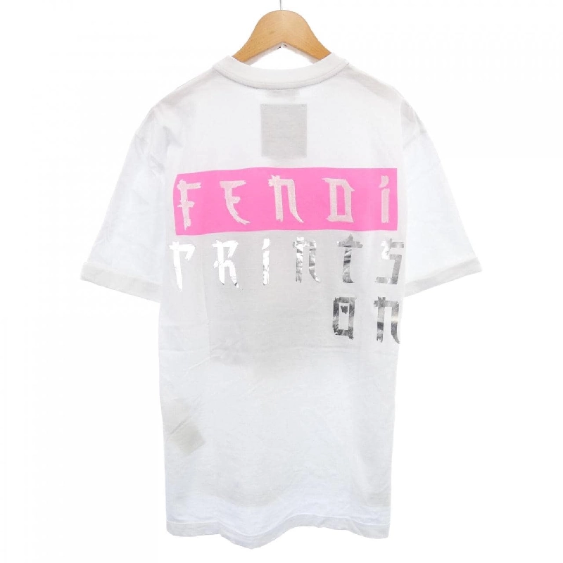 Áo thun FENDI NICKI MINAJ FS7255 A5XS 628061