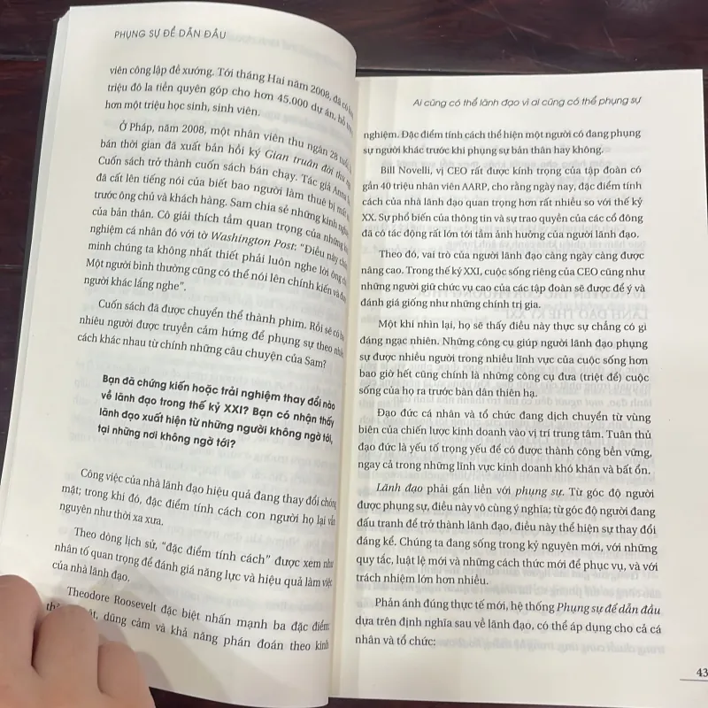 Tư duy lãnh đạo thế kỷ 21 - JAMES strock - phụng sự để dẫn đầu - kinh doanh - thái hà  1030280