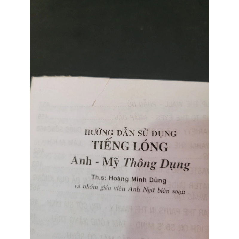 Tiếng lóng Anh - Mỹ thông dụng mới 80% bẩn bìa, ố nhẹ, rách trang 2012 Ths.Hoàng Minh Dũng HCM3004 HỌC NGOẠI NGỮ 445571