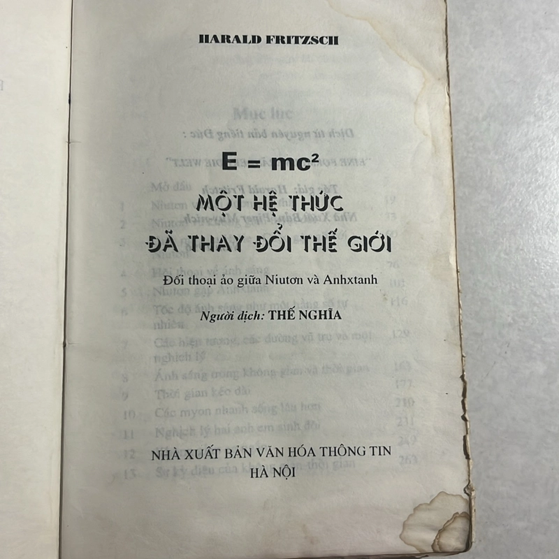 Một hệ thức đã thay đổi thế giới — Harald Fritzschi — 2000s 498038