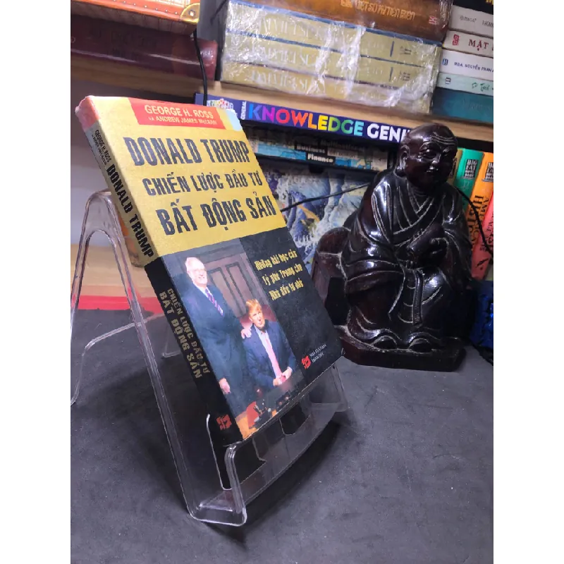 [Sách Cũ SCGR] Donald Trump chiến lược đầu tư bất động sản 2008 mới 70% ố bẩn cong ẩm nhẹ George H.Ross HPB0607 KỸ NĂNG 682798