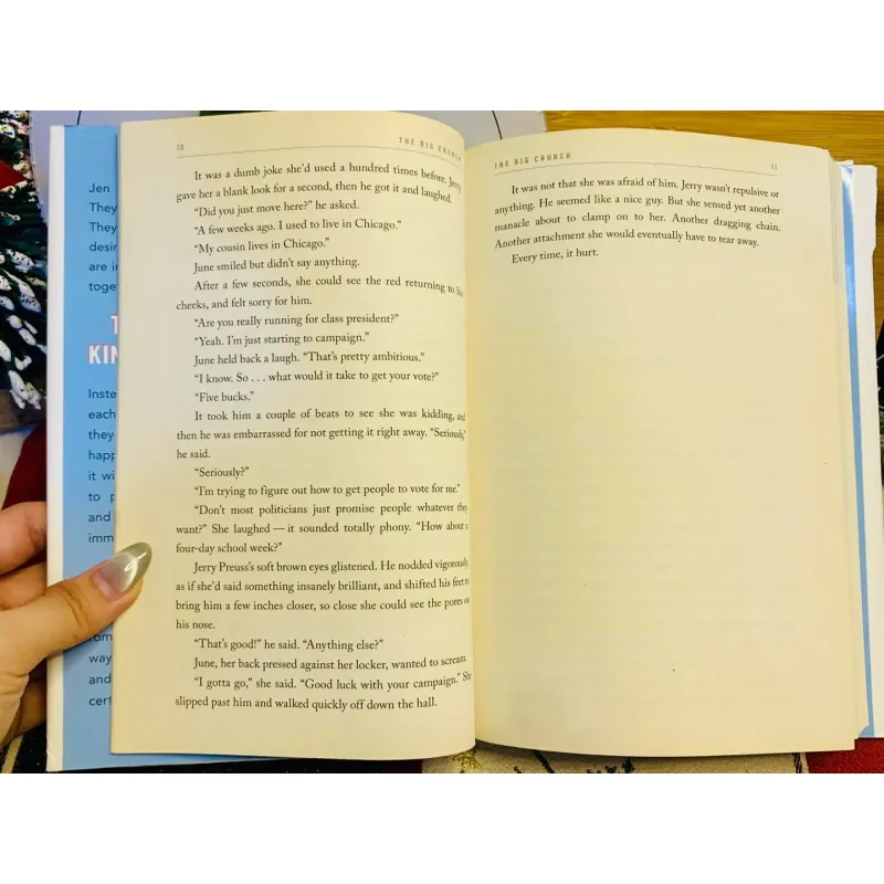 [Sách tiếng Anh 2hand] Like new 90% - ❄️ The Big Crunch – Pete Hautman 🍂 960931