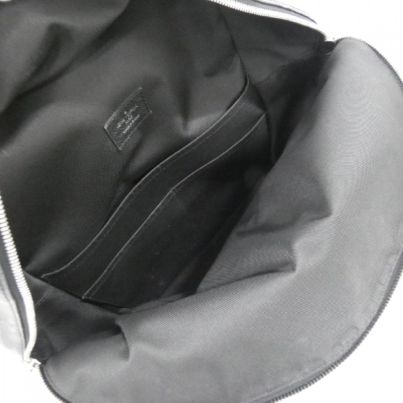 Balo Louis Vuitton Taiga Lama Discovery M30230 - Hàng hiệu Authentic 764472