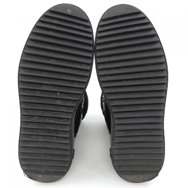 Giày boot dòng Snowdrop của Louis Vuitton LV Inisial, hoa Monogram 658711