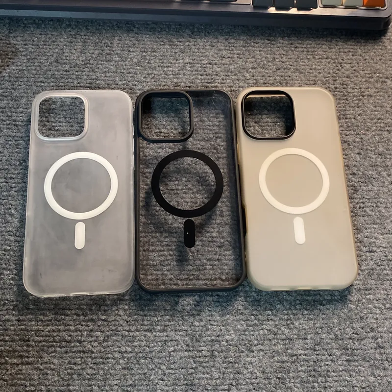 Combo 3 ốp lưng iphone 16promax còn mới 662934